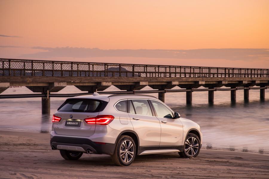  BMW X1 xDrive25Li Sport Line 2016 года  (фото 10 из 20)